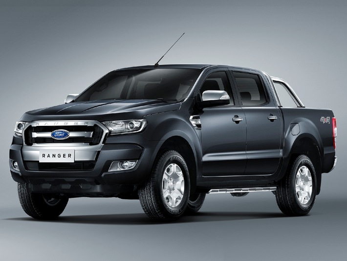 Neuer Ford Ranger mit frischem Design, cleveren Technologien und verbesserter Kraftstoffeffizienz (FOTO)