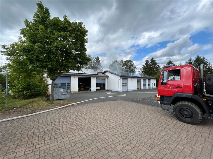 POL-PDWIL: Brand eines Lagerschuppens am Bauhof der VG Arzfeld