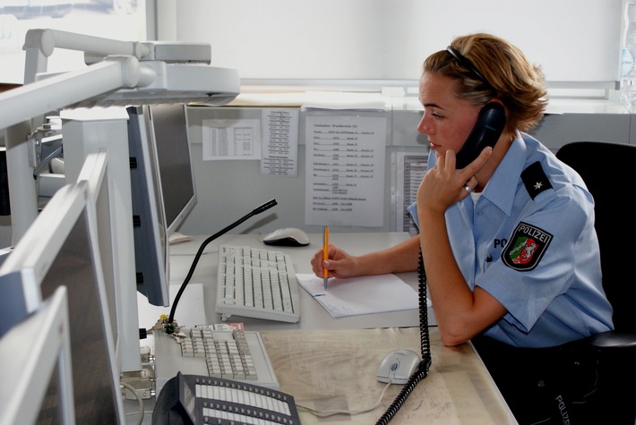 POL-ME: Eingeschränkte telefonische Erreichbarkeit der Polizei - Kreis Mettmann - 2105043