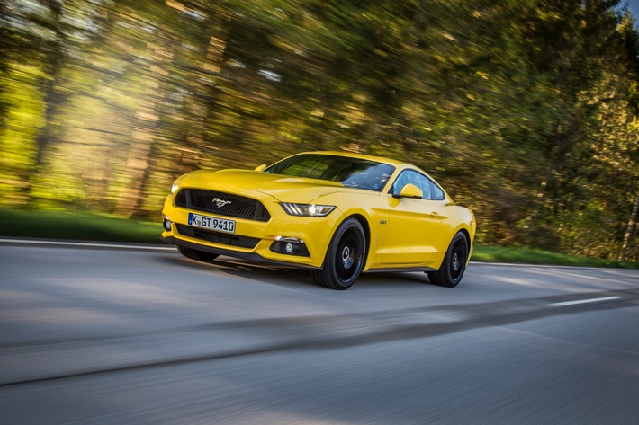 Ford mit Dreifachsieg: Ford GT, Mustang GT Fastback und Mustang GT Convertible triumphieren beim sport auto Award (FOTO)