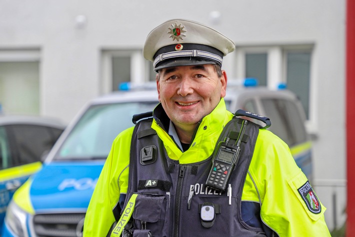 POL-UN: Fröndenberg - Polizeihauptkommissar Thorsten Soostmeyer ist neuer Bezirksbeamter für Fröndenberg-Ost
