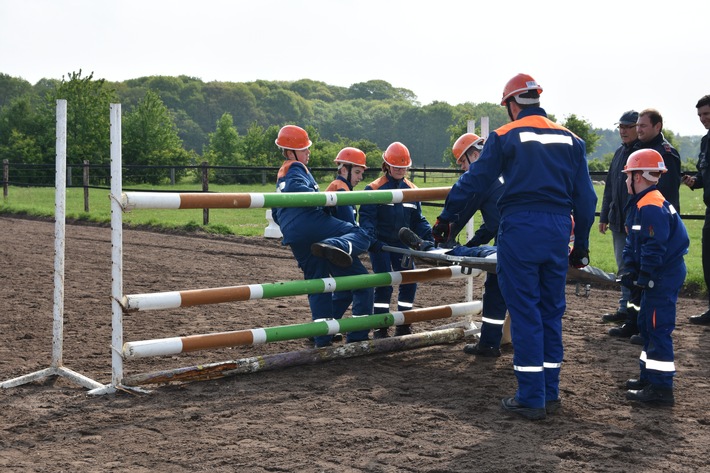 Feuerwehr Weeze: Orientierungslauf der Jugendfeuerwehren im Kreis Kleve in Weeze