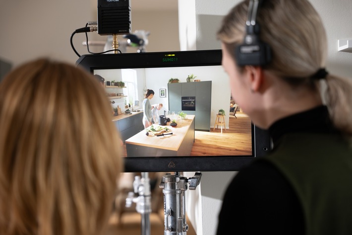 Pressemitteilung: Marken behalten im VOGELSÄNGER-Content-Hub Kosten und Nachhaltigkeit im Griff