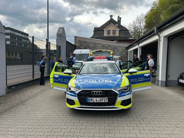 POL-PDTR: Polizei hautnah: Informationsabend stößt auf große Resonanz