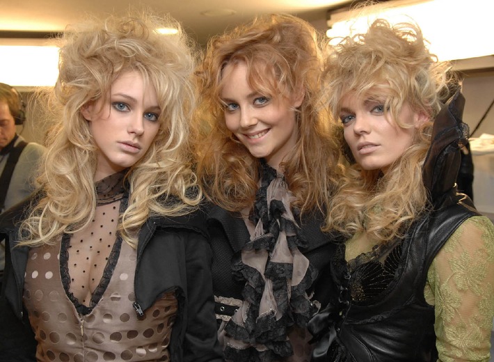 Riesenchance! Drei Mädchen aus &quot;Germany&#039;s next Topmodel - by Heidi Klum&quot; laufen auf der Fashion Week in Paris