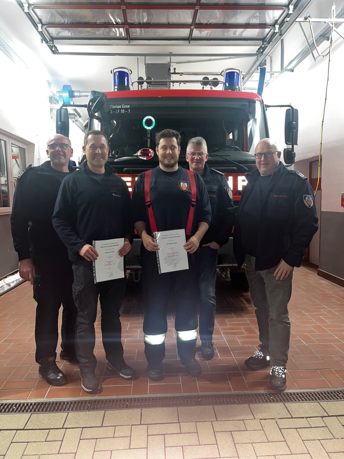 FW Ense: Führungswechsel im 3. Zug / erfahrenes Duo aus Höingen und Hünningen an der Spitze des Löschzugs