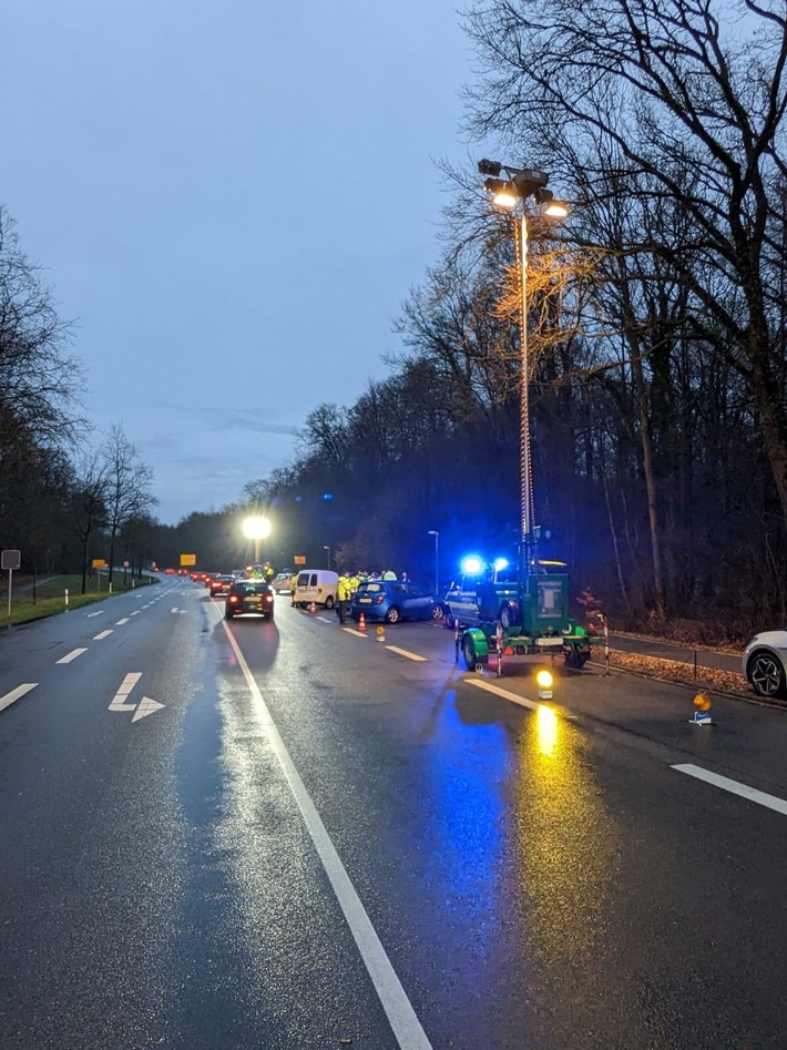POL-LG: ++ #Fahrklar ++ Polizei kontrolliert Verkehrsteilnehmer in Lüneburg ++ mehr als 240 Verkehrskontrollen durchgeführt - sieben Fahrzeugführer unter Drogen-/Alkoholeinfluss unterwegs ++
