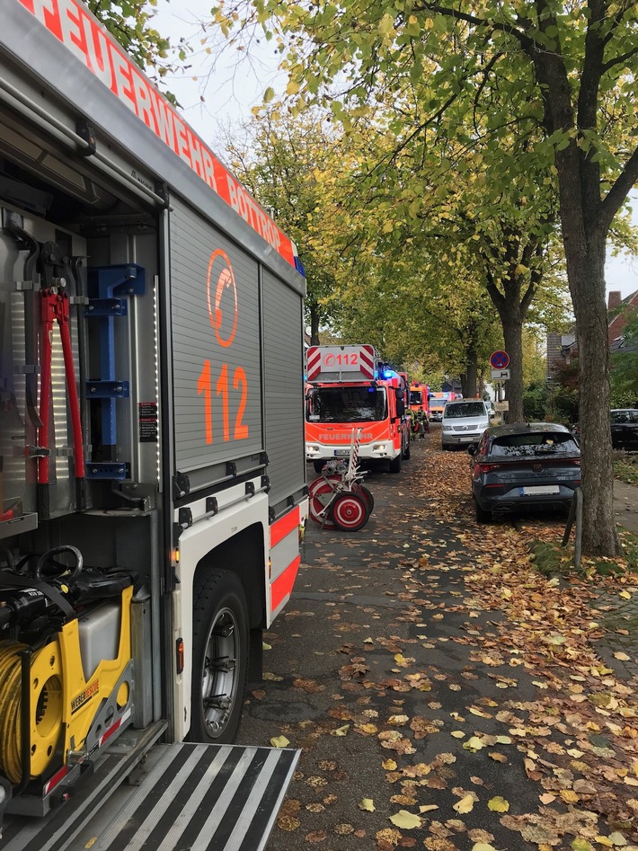 FW-BOT: Bewohnerin nach Wohnungsbrand tot aufgefunden