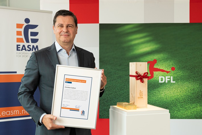Christian Seifert mit dem EASM European Sport Manager Award geehrt