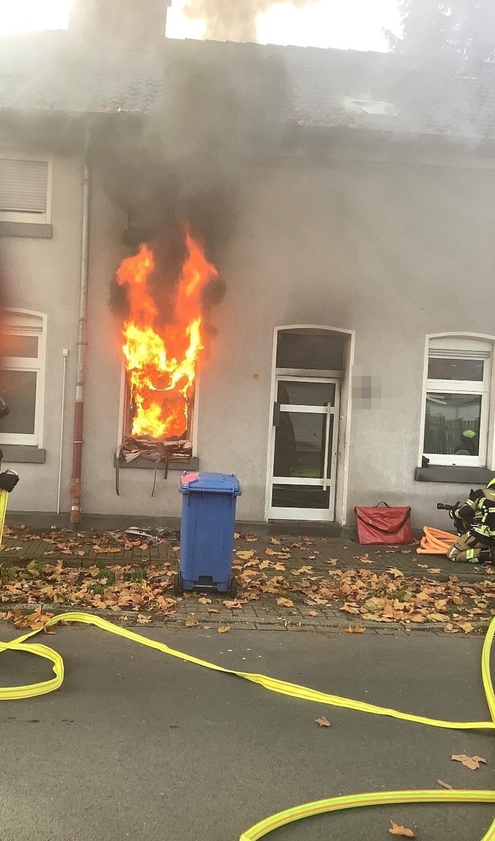 FW-OB: Küchenbrand in Oberhausen-Alstaden West