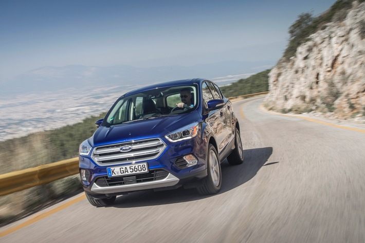 Neuer Ford Kuga: hochmoderne Systeme verbessern Sicherheit, Konnektivität, Komfort und Auftritt (FOTO)