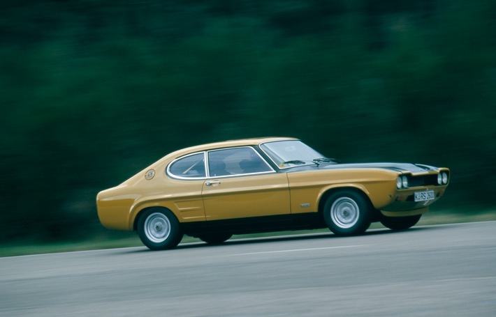 Ford Capri RS 2600 (aus der Classic Car-Sammlung der Kölner Ford-Werke) auf nostalgischer Reise. Weiterer Text über ots und www.presseportal.de/nr/6955 / Die Verwendung dieses Bildes ist für redaktionelle Zwecke honorarfrei. Veröffentlichung bitte unter Quellenangabe: "obs/Ford-Werke GmbH"