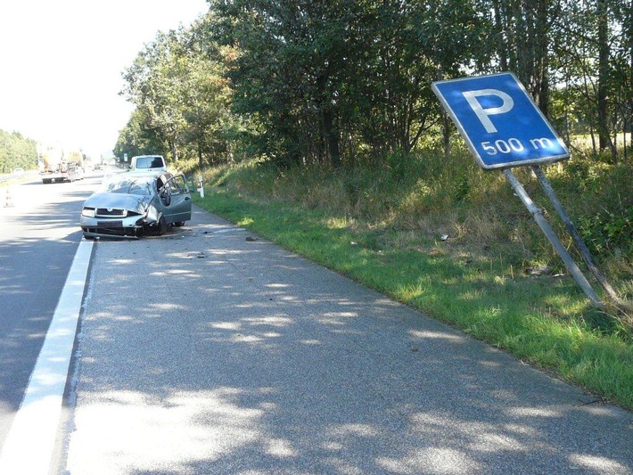 POL-WL: Foto zum Verkehrsunfall A1 - Presseinfo von heute