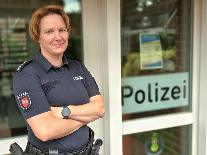 POL-STD: Polizeistation Harsefeld unter neuer Leitung - Anne Zernikow neue Stationsleiterin