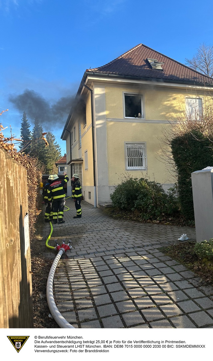 FW-M: Kühlschrank in Flammen (Laim)