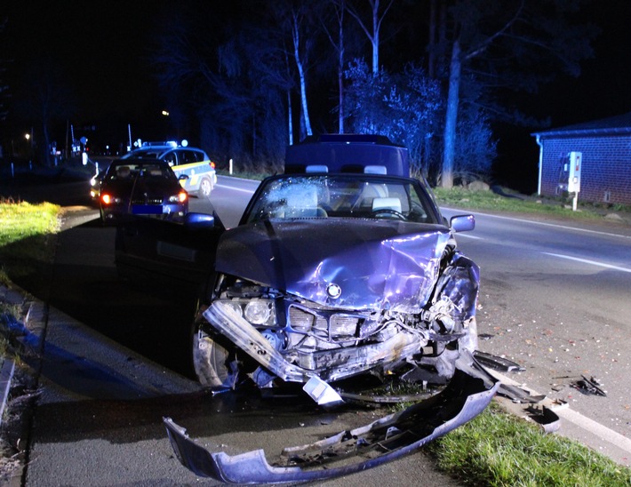 POL-MI: Ohne Führerschein unterwegs: Unfallverursacher flüchtet von Unfallstelle