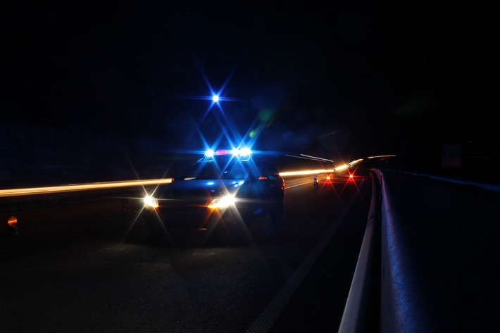 POL-PDNW: Polizeiautobahnstation Ruchheim Verkehrsunfall unter Alkoholeinfluss