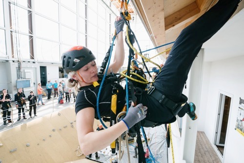Petzl RopeTrip® 2025: Die Elite der Seilzugangstechnik im Wettstreit!