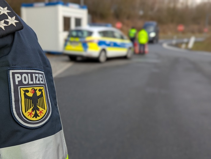 Bundespolizeidirektion München: Bundespolizei Waidhaus vollstreckt bei Grenzkontrollen am Wochenende fünf Haftbefehle