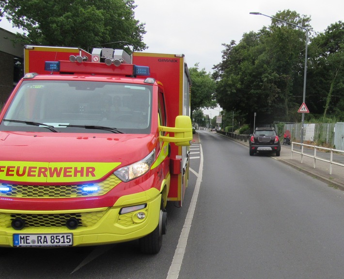 POL-ME: 83-jährige Ratingerin bei Verkehrsunfall schwer verletzt - Ratingen - 1907087