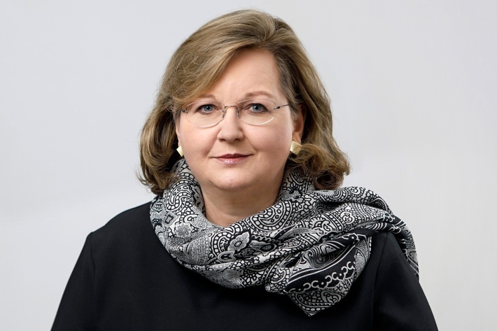 Priv.-Doz. Dr. med. Dorothea Stahl wird Direktorin für Universitäre Medizin am Campus Klinikum Bielefeld der Medizinischen Fakultät OWL der Universität Bielefeld