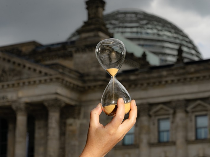 ++ Fünfter Jahrestag des Klima-Urteils: Bundesregierung unter Druck für mehr Klimaschutz ++