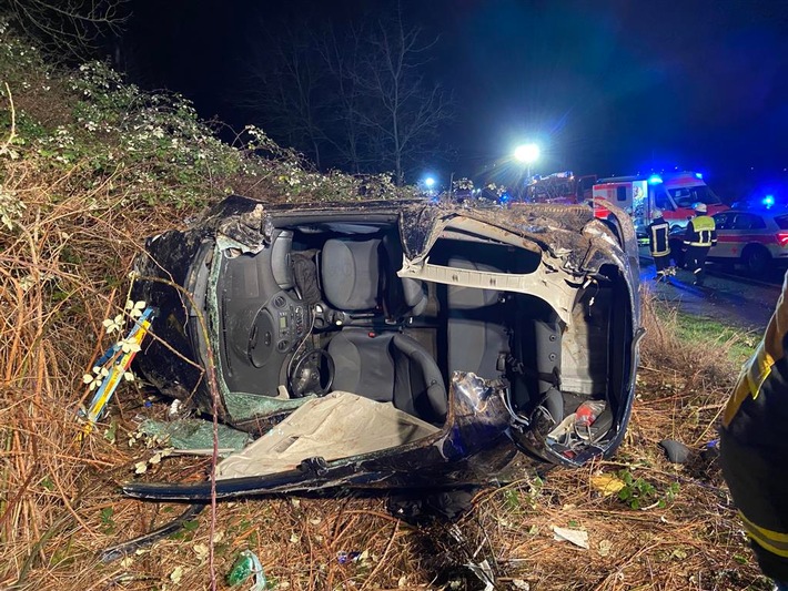 POL-PDWIL: Schwerer Verkehrsunfall mit 4 verletzten Personen