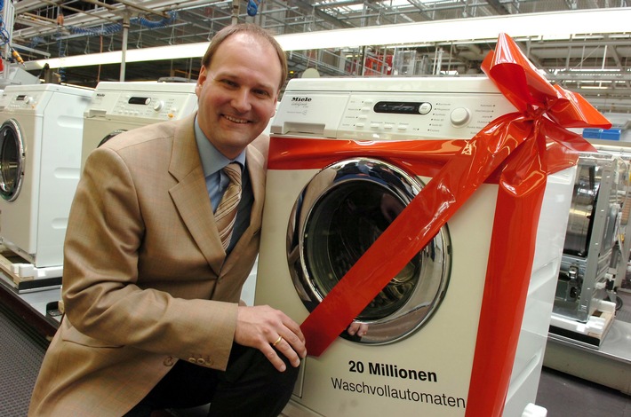 Miele produziert 20-millionsten Waschautomaten