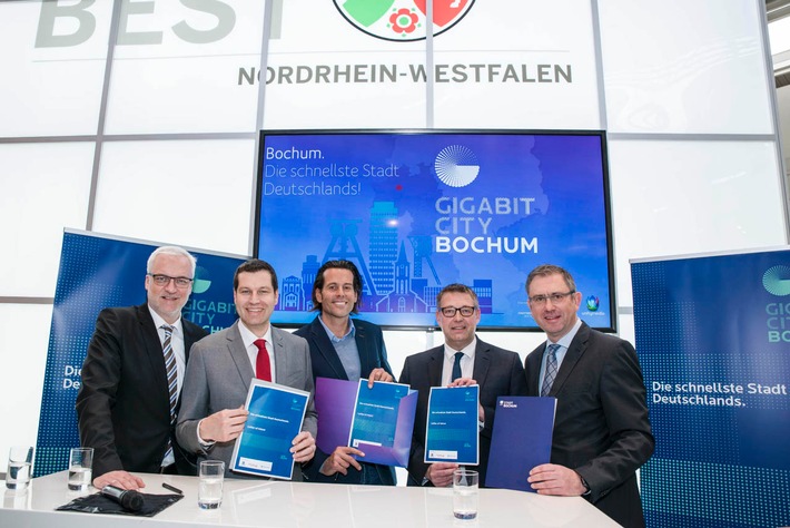 Unitymedia und Stadt Bochum bauen erste Gigabit-City Deutschlands / Partnerschaft macht Gigabit-Geschwindigkeiten großflächig in deutscher Großstadt verfügbar