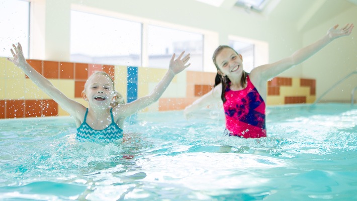 Schwimmabzeichentage starten am Wochenende: Bundesweite Aktion lädt zum Schwimm-Check ein