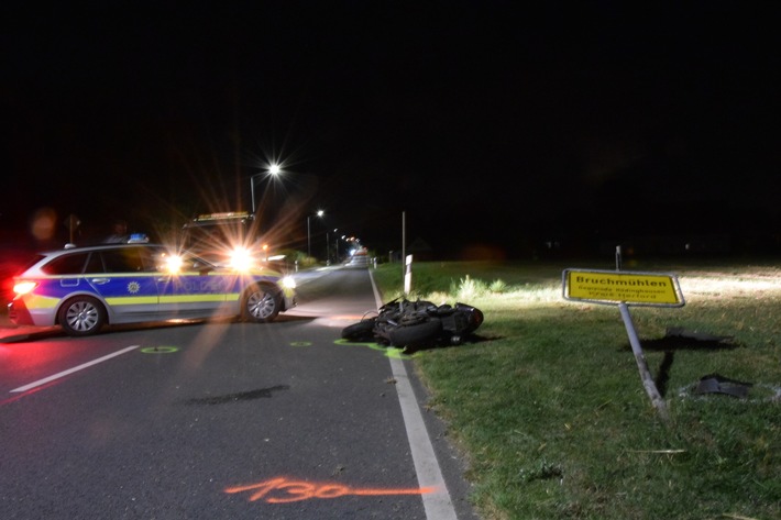 POL-HF: Motorradfahrer stürzt-
Keine Fahrerlaubnis vorhanden