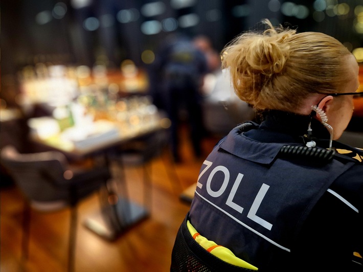 HZA-P: Potsdamer Zoll überprüft Gastronomie und Hotellerie / Bundesweite Schwerpunktprüfung gegen Schwarzarbeit