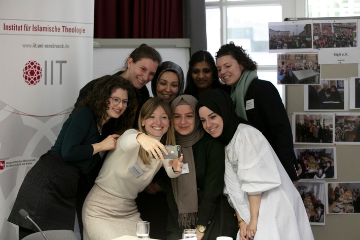 Demokratie stärken, Radikalisierung verhindern - Universität Osnabrück an Kooperationsprojekt zur muslimischen Selbstorganisation beteiligt