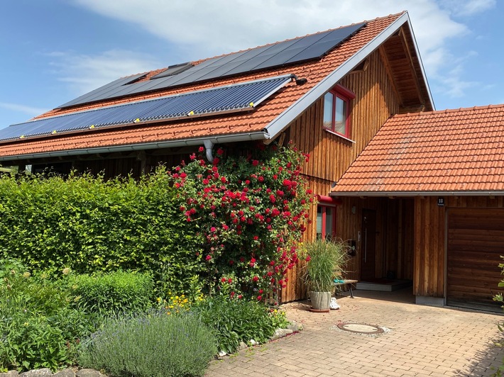 Paradigma-Presseinformation – Neue Wärmepumpen und Photovoltaik-Pakete - Ökologische Heizlösungen für jedes Haus