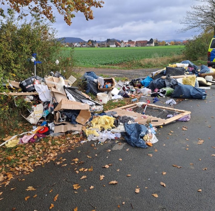 POL-HM: Illegale Müllentsorgungen im Bereich Hessisch Oldendorf - Verursacher ermittelt