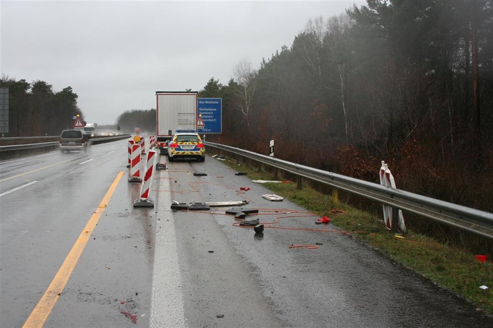 POL-PDKL: A 62, Ramstein-Miesenbach, Unfallflucht nach Überholvorgang