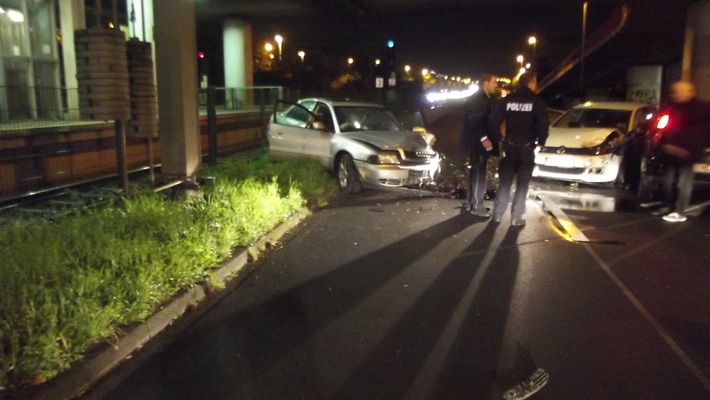 FW-DO: 12.10.2017 - Geisterfahrer auf Schnellstraße
Verkehrsunfall auf der OWIIIa