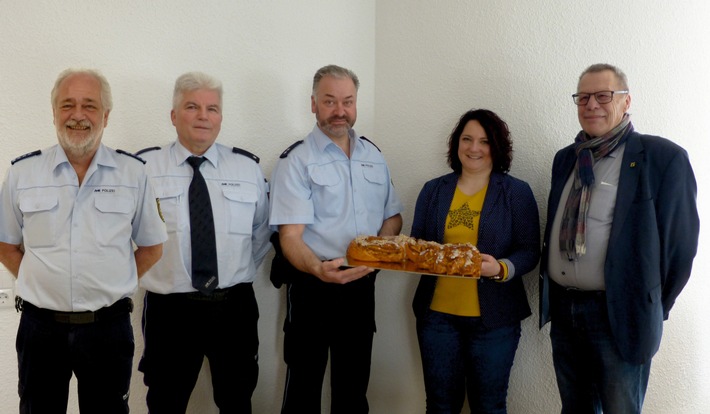 POL-AA: Landkreis Schwäbisch Hall: Polizeiposten Fichtenau bezieht neue Diensträume, Unfälle und Unfallflucht
