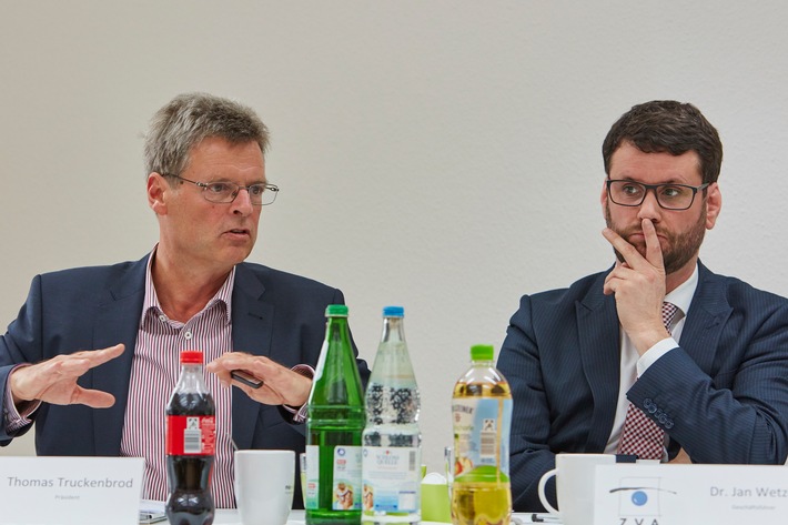 "Mit Fachwissen, Dienstleistungen und besonderen Angeboten am Markt platzieren"