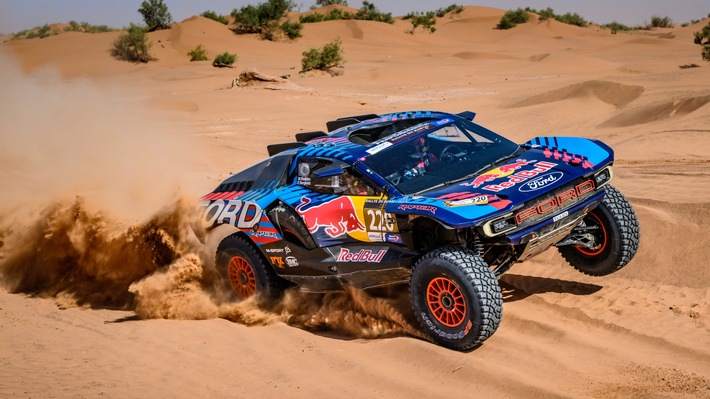 Das Rally Raid Team von M-Sport Ford greift mit dem Raptor T1+ nach der "Dakar"-Krone