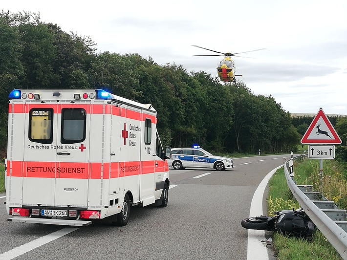 POL-VDKO: Schwerverletzter Motorradfahrer