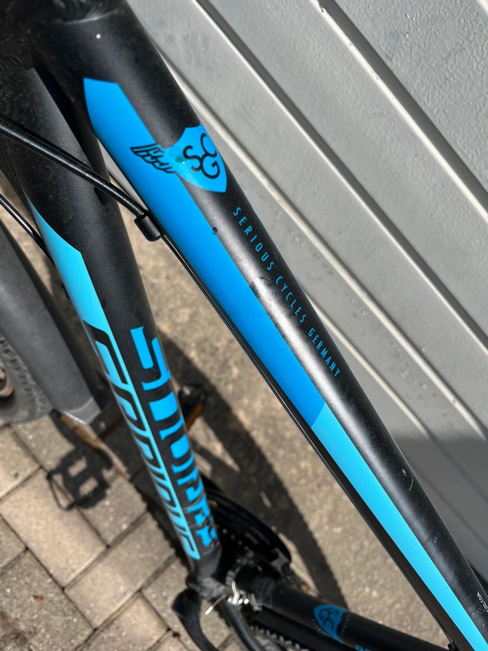 POL-SO: Sexuelle Belästigung und Fahrraddiebstahl