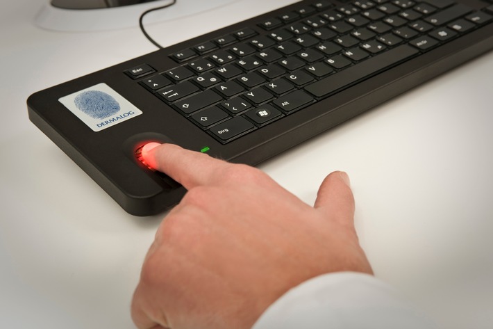 CeBIT-Neuheit: Sicherer Login: Fingerabdruck ersetzt Passwort