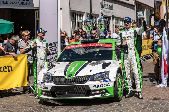 ADAC Rallye Deutschland: WRC 2-Doppelsieg für SKODA - Jan Kopecky übernimmt Tabellenführung (FOTO)