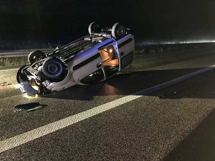 POL-PDKO: PRESSEERSTMELDUNG Schwerer Verkehrsunfall B50 Höhe Niedersohren