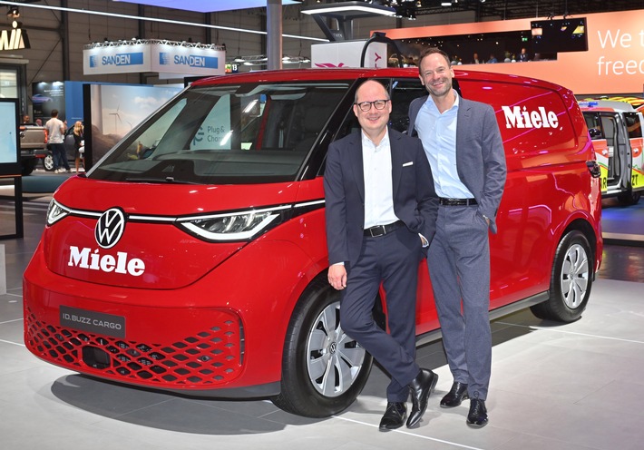 Miele setzt den ID. Buzz von Volkswagen im Kundenservice ein / Fortführung der langjährigen Zusammenarbeit im Bereich der Elektromobilität / Wichtiger Baustein zur Erreichung der Nachhaltigkeitsziele