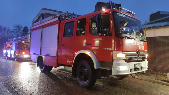 FW Celle: Rauchentwicklung in Celle Klinik