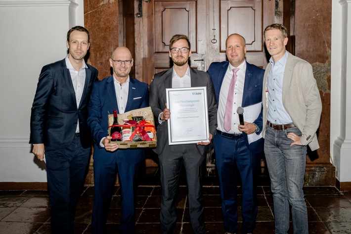 Juzo Forschungspreis Phlebologie 2025 / Für das Projekt "Ulcus Cruris Care"