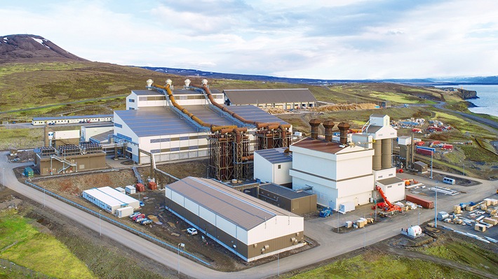 PCC-BakkiSilicon-hf_silicon-metal-plant_Iceland-May-2018-Pressebild.jpg