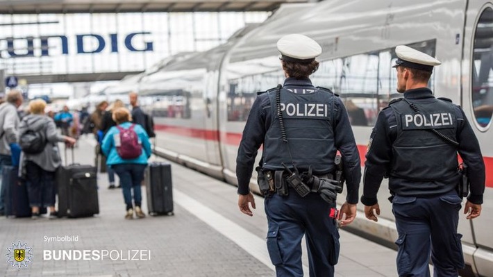 Bundespolizeidirektion München: Einsatzstarke Stunden am Wochenende -
Bundespolizei hatte viel zu tun